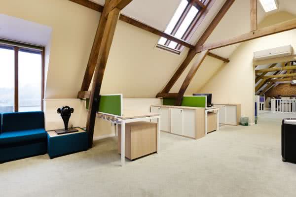 Rectangle Desking - Oxfordshire - Purdicom Fit-Out 2014